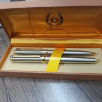 خودنویس وخودکار دیپلمات
