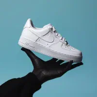 عرضه کننده کفشهای اسپورت و مجلسی زنانه درجه یک