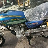 موتور هوندا125استارتی