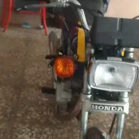 هندا ۱۲۵ سرحال