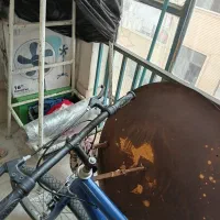 چهار پایه آهنی