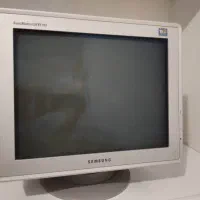 مانیتور سالم و تمیز