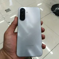 سامسونگ a17 درحد نو یک ماهه خریداری شده