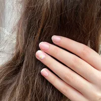 ارائه خدمات ناخن