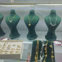 حراج بدلیجات به صورت یکجا با مانکن