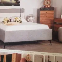 نیروی خدماتی برای کار در فروشگاه مبلمان