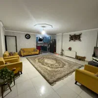 واحد ۱۰۰متری ۴۰متر حیاط طبقه اول