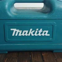 پیچ گوشتی شارژی تاشو ۴.۸ ولت ماکیتا