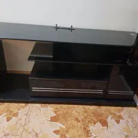 میز تلویزیون اصل ترک.شیشه چوب هایگلاس