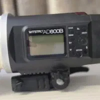 فلاش پرتابل Godox  AD600B