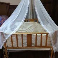 تخت و گهواره کنار مادر سایز بزرگ