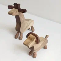 مجسمه و رومیزی چوبی