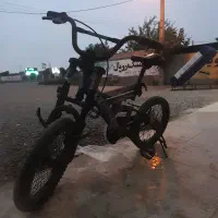 ۱۶ بزرگ