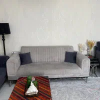 مبلمان راحتی و میز ناهارخوری