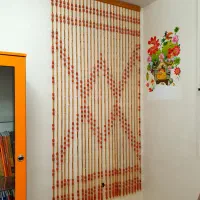اویز چوبی . بسیار شیک و قشنگ .