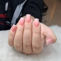 خدمات ناخن
