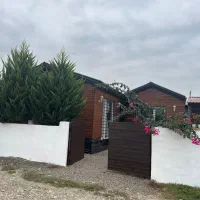 ویلا-مبله-زیر-قیمت