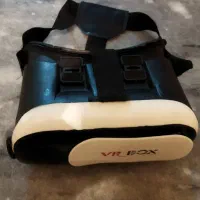 عینک واقعیت مجازی.vr