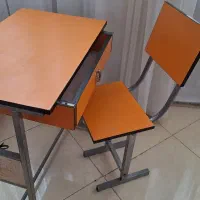 میز تحریر همراه با صندلی
