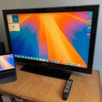 تلوزیون LCD 42