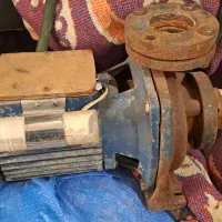 پمپ الکتروژن و لاکی پرو