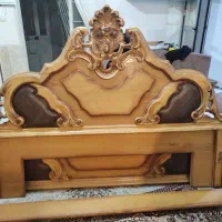 تخت دونفره همراه با دو عدد کفی