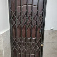 حفاظ درب آکاردئونی کشویی همراه درب