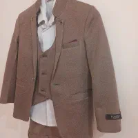 فروش یک دست کت شلوار و جلیقه شلوار بچه گانه