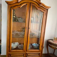 بوفه چوبی کاملا نو و تمیز