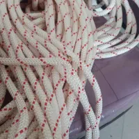 طناب کوهنوردی و صخره