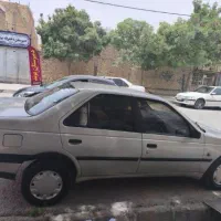 پژو ۴۰۵ نقره ای