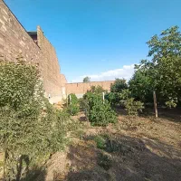 یک قطعه ملک تجاری