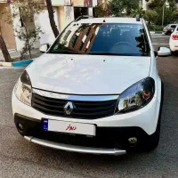 رنو ساندرو استپ وی مدل ۹۸