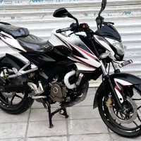 ns200سفید صدفی