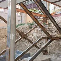 ساخت و نصب  اسکلت فلزی و سقف خرپا