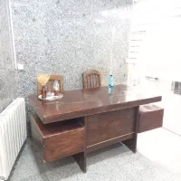 میز مدیریت و اداری با چهر کشو تمام چوب