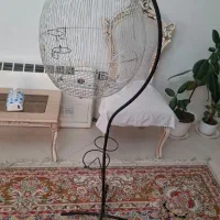 قفس با پایه