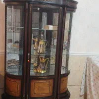 بوفه شیشه ای