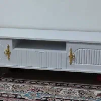 میز تلویزیون کم کارکرد