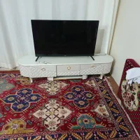 تلویزیون  و  میز تلویزیون