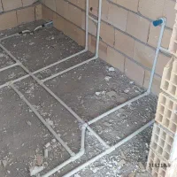 لوله‌کشی آب و فاضلاب رفع نم نصب شیر پمپ منبع