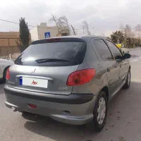 ۲۰۶ اتوماتیک تیپ ۶ مدل ۱۳۸۵