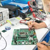 استخدام کارآموز خانم دستیار همراه تعمیرات تلوزیون