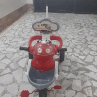 سه چرخه کودکانه بسیار تمیز