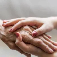 نگهداری و مراقبت از سالمند