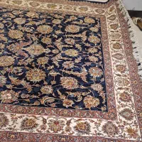 فرش ۶ و۹ متری سورمه ای باهم فروخته میشود