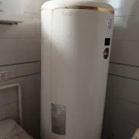 آبگرمکن ایران شرق یخچالی در حد نو