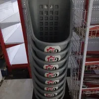 سرخ دستی فروشگاهی و استند چیپس و پفک