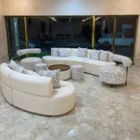 مدل لوبیایی offخورده کف نمایشگاه
