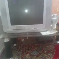 تلفزیون الجی24اینج ومیز